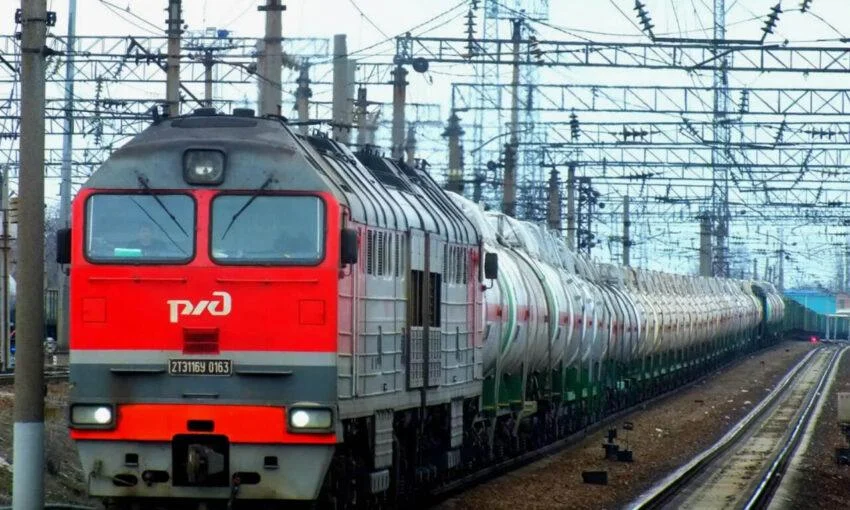 РЖД отправляет сотрудников в неоплачиваемый отпуск из-за нехватки денег на зарплаты