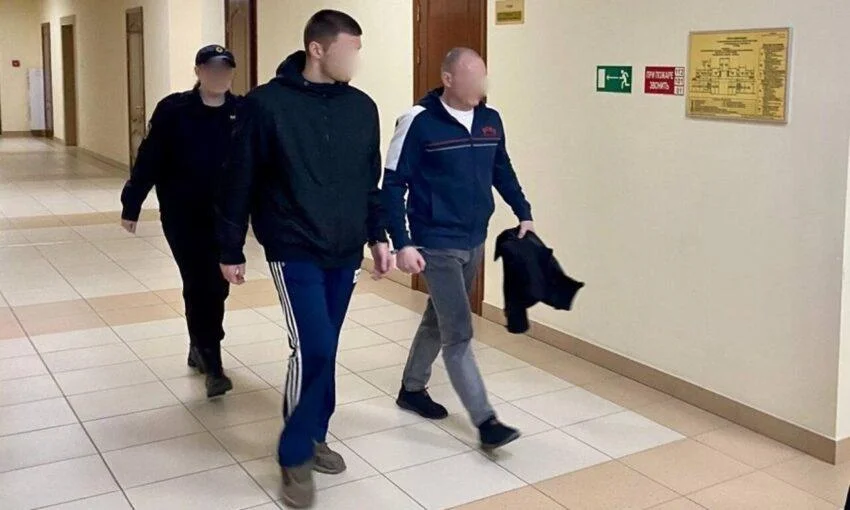 Двух граждан Украины осудили по делу о шпионаже