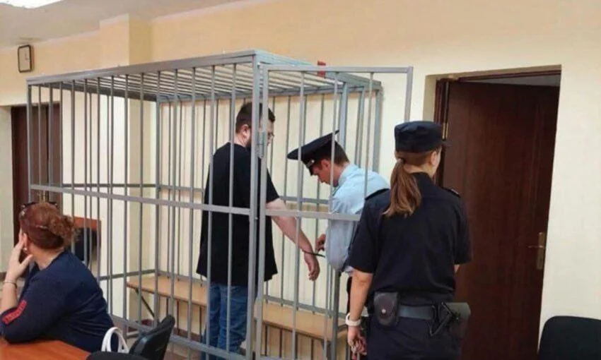 Шесть лет колонии за два поста в канале с четырьмя подписчиками